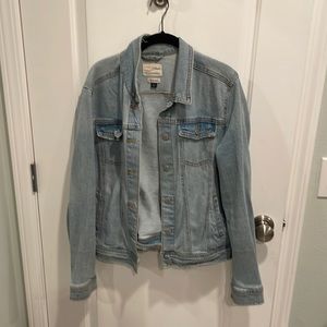 Universal thread denim jacket